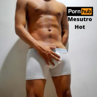 mesutro hot