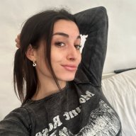 Roxana strong