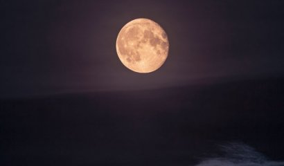 Científicos demuestran que la Luna nació con una explosión nuclear