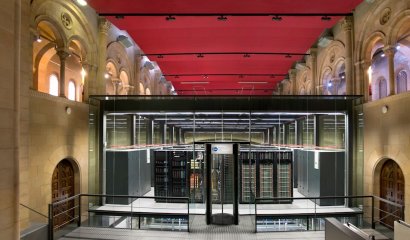 MareNostrum 4: así es el espectacular supercomputador encerrado en una capilla