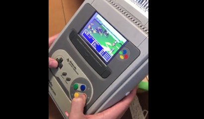 Quien necesita una Nintendo Switch cuando puedes tener una increíble SuperNES "portátil"