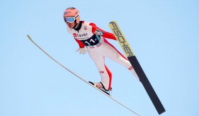 Nuevo record de salto en esquí 253,5 metros!