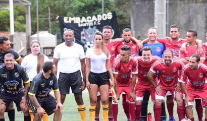 Denise Bueno, la atrevida juez de línea que ha paralizado al mundo del fútbol