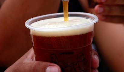 Estudio confirma que la cerveza es más efectiva que el paracetamol para eliminar el dolor de cabeza