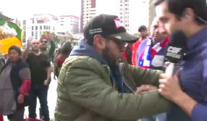 Hincha boliviano agredió a un periodista del CDF en La Paz