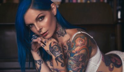 No acepte copias, vea solo el original: RIAE Suicide Girls...