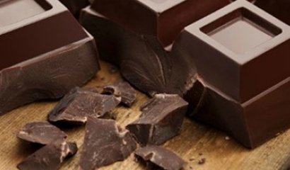 Según la ciencia, el chocolate y el vino tinto ayudarían contra el envejecimiento