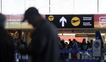 $160 millones por semana: así operaba la mafia que traía haitianos a Chile