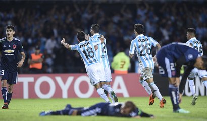 La U juega un buen partido, pero cae ante Racing y queda prácticamente fuera de la copa