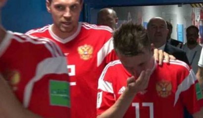 ¿Legítimo? Rusia recurrió al amoníaco para estimular a sus jugadores en el Mundial