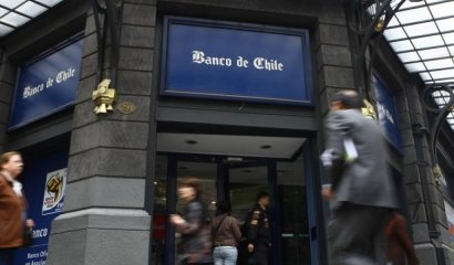 Hackers filtran archivo con 14 mil tarjetas de crédito de clientes de bancos chilenos