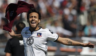 Valdivia emplaza a intendenta Rubilar: "Si se quiere meter en el fútbol, sáquese la camiseta"