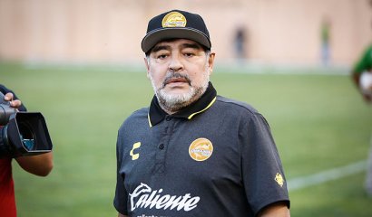 Otro show de Maradona: Respondió con evidentes problemas para vocalizar y pidió a sus críticos que "