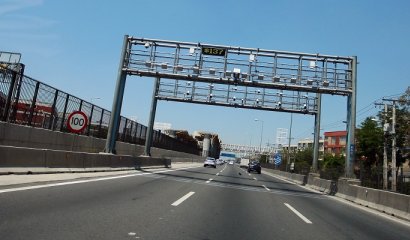 TAG EN EL OJO: peajes en autopistas urbanas subiría un 6,4% costo se habría duplicado en 13 años