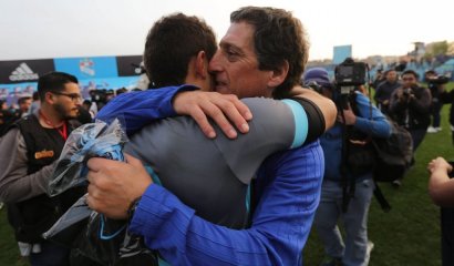 Aníbal Mosa quiere a Mario Salas en Colo Colo: "Tiene las condiciones y reúne el perfil"