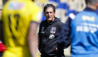 Mario Salas descarta renunciar y se refiere al “ya se va” de los hinchas...