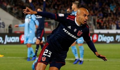 La U venció en la agonía a Iquique en un dramático partido y salió de la zona de descenso