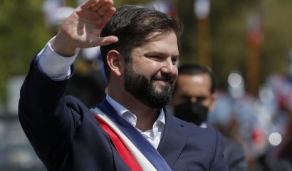 Cientos de funcionarios ganan 4 millones o más en Gobierno de Boric, muy lejos de promesa de campaña