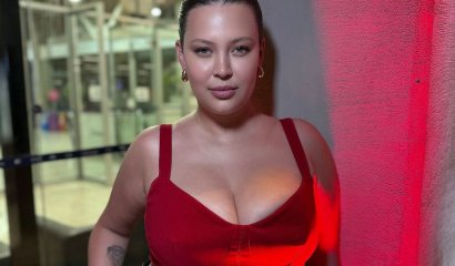«A diario me llaman gorda…»: Michelle Carvalho posa en sexy lencería transparente
