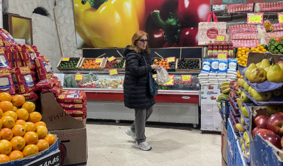 Una familia tipo necesita ingresos de al menos $1.110.624 por mes para no ser pobre
